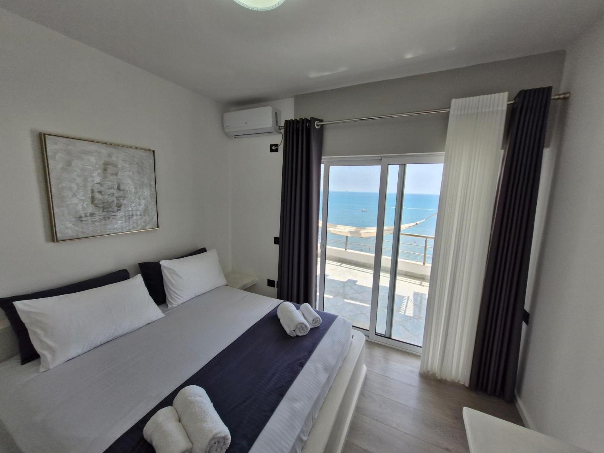 Luxury Penthouse Durrës Exterior foto