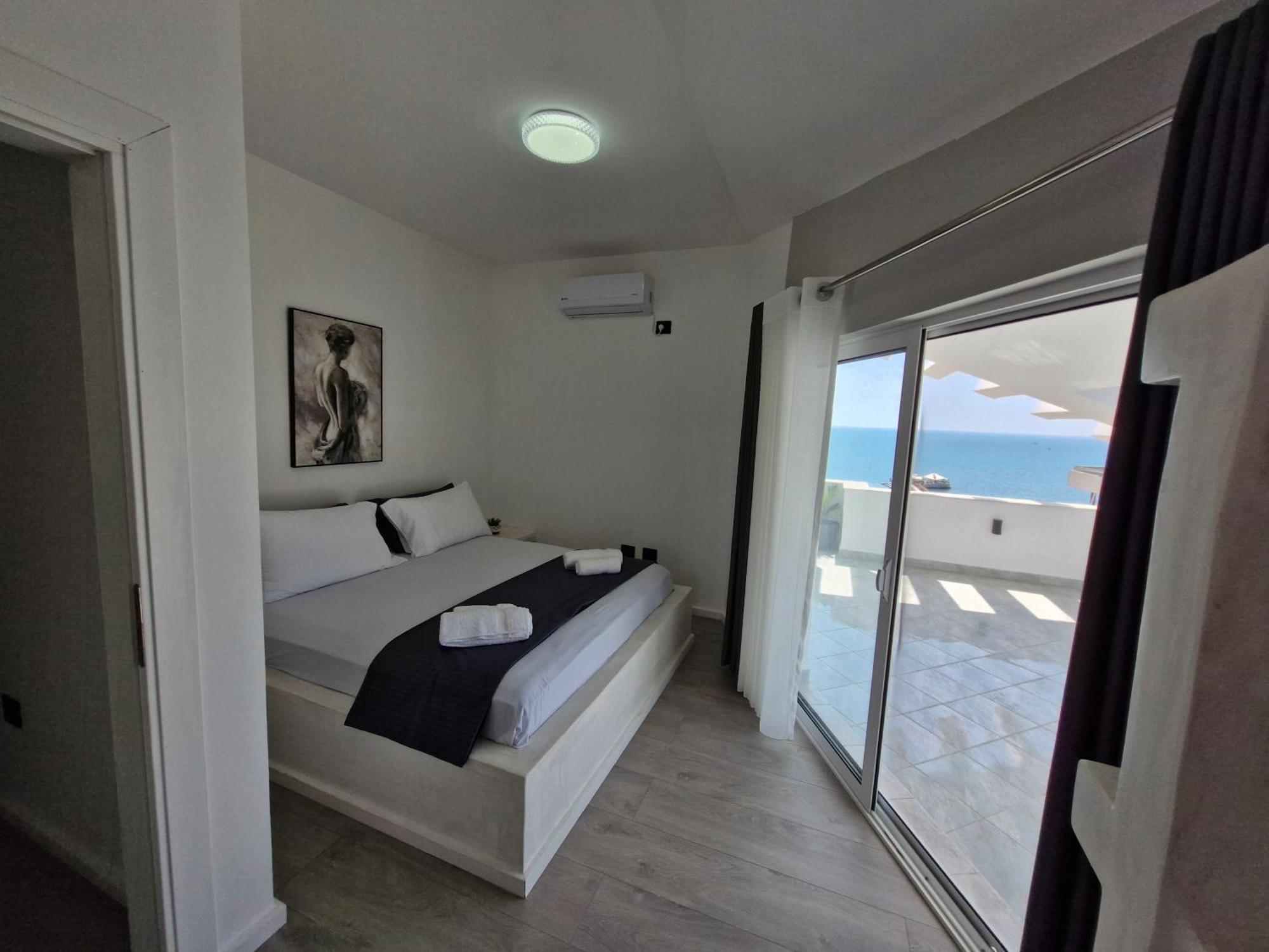 Luxury Penthouse Durrës Exterior foto